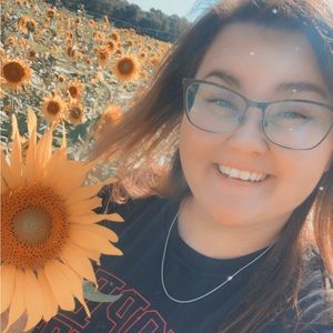 Meet your Posher, Breanna